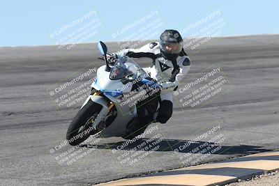 media/Oct-13-2025-Moto Forza (Mon) [[a66d839500]]/4-C Group/Session 2 (Bowl)/